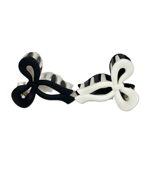 TWO-TONE BOW CLIP - BLACK&WHITE
